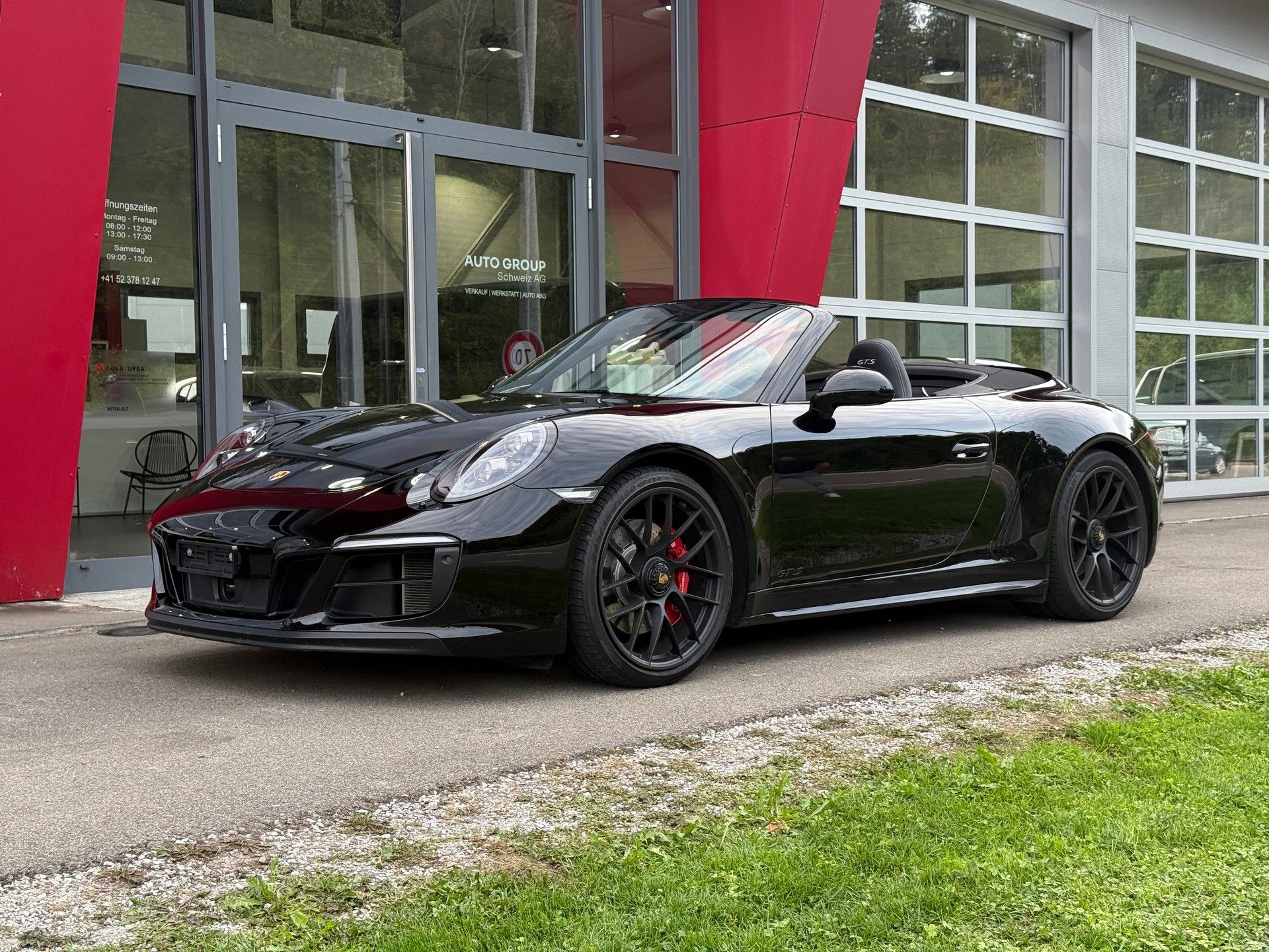 PORSCHE 911 Cabrio Carrera GTS PDK-image-0