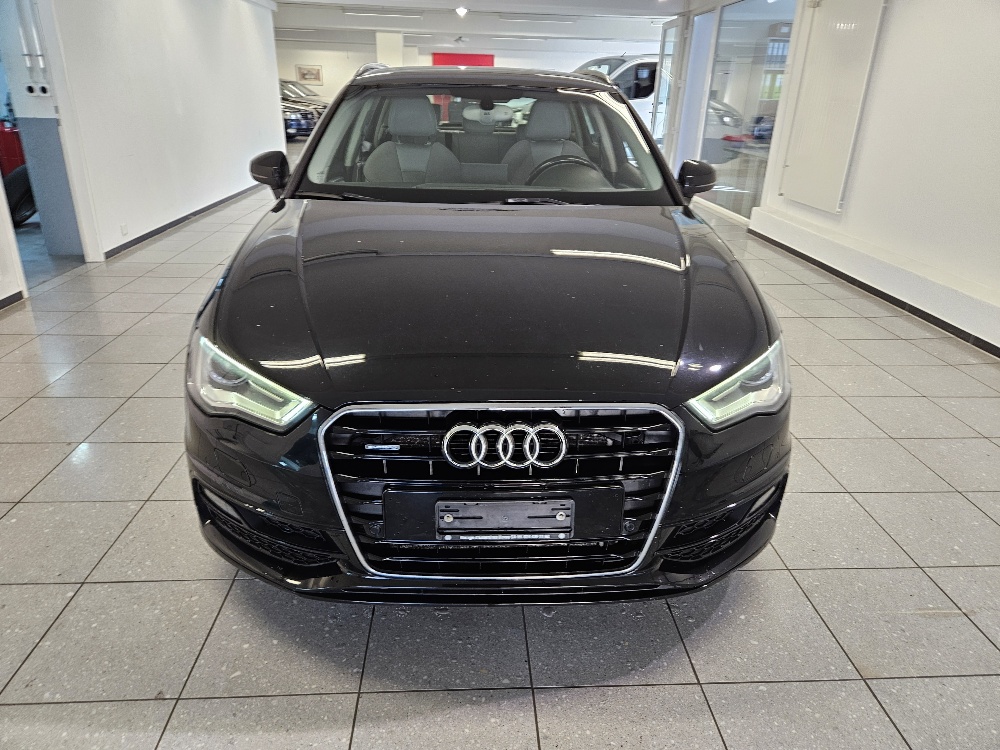 AUDI A3 Sportback 1.8 TFSI Ambiente quattro S-tronic-image-1