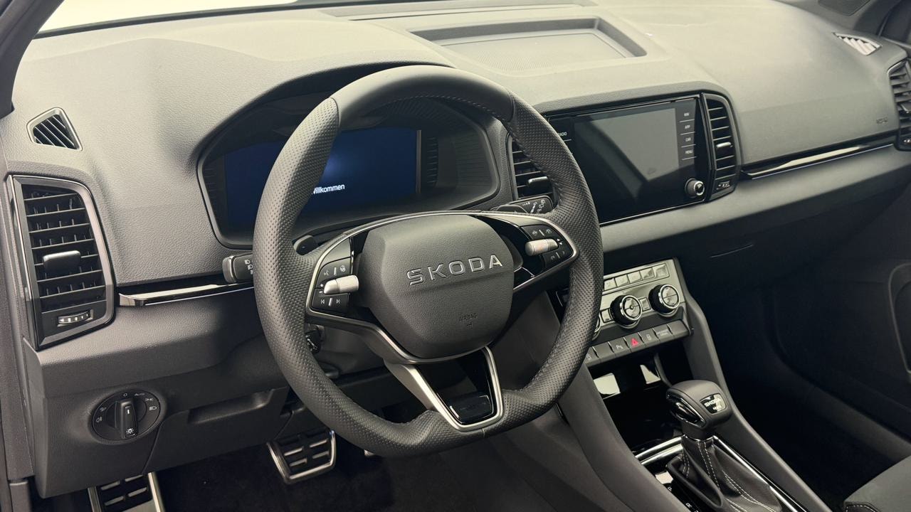 SKODA Karoq 2.0 TSI SportLine 4x4 DSG-image-6