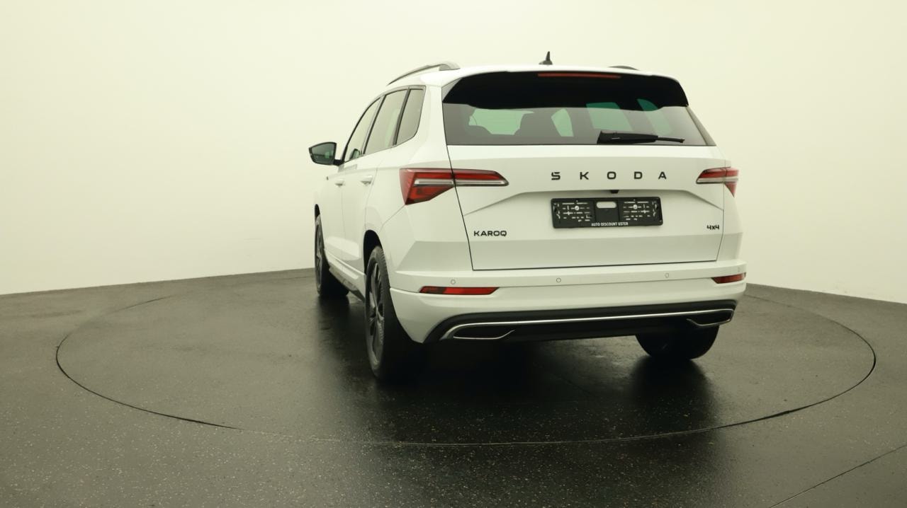 SKODA Karoq 2.0 TSI SportLine 4x4 DSG-image-3
