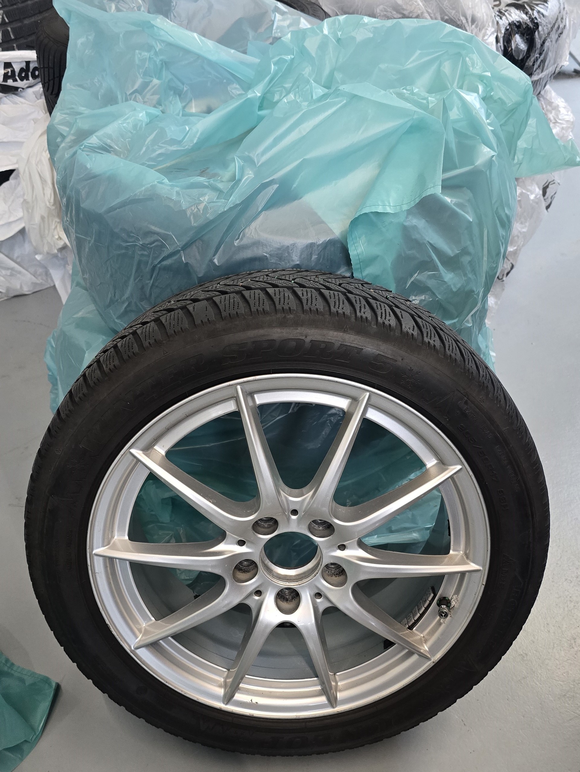 MERCEDES-BENZ A 200 AMG Line 7G-DCT-image-22