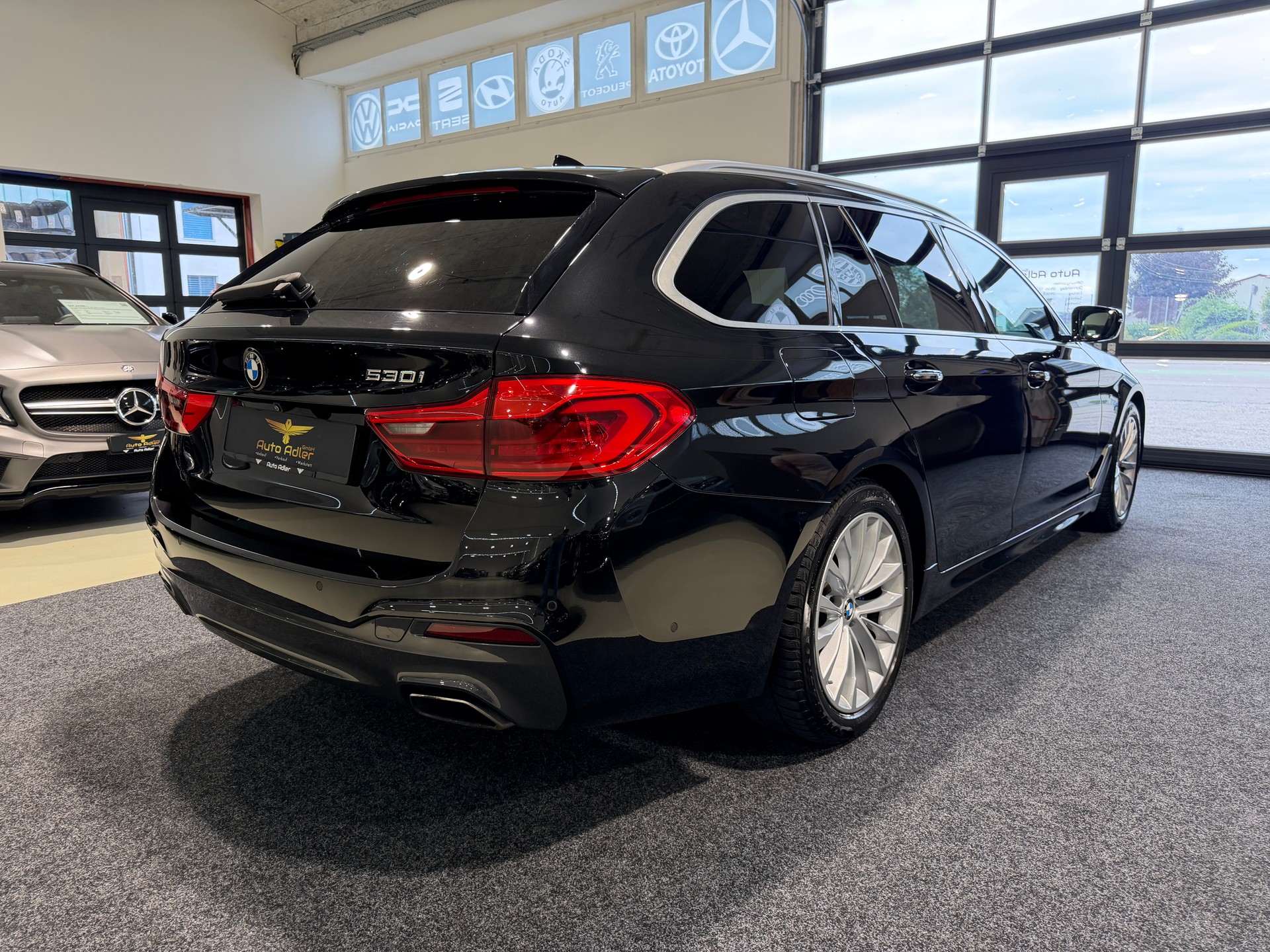 BMW 530i Touring Steptronic-image-3