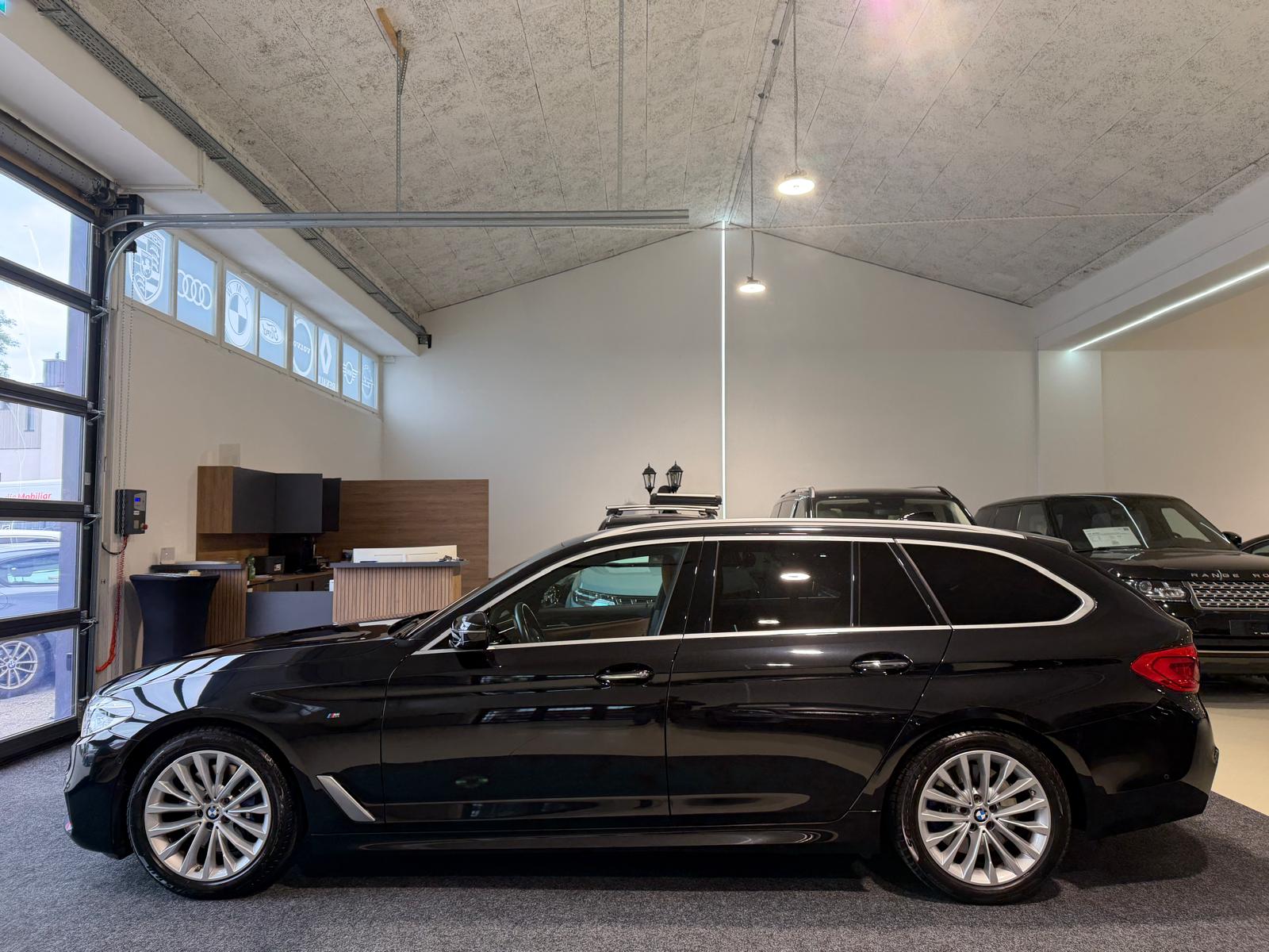 BMW 530i Touring Steptronic-image-23