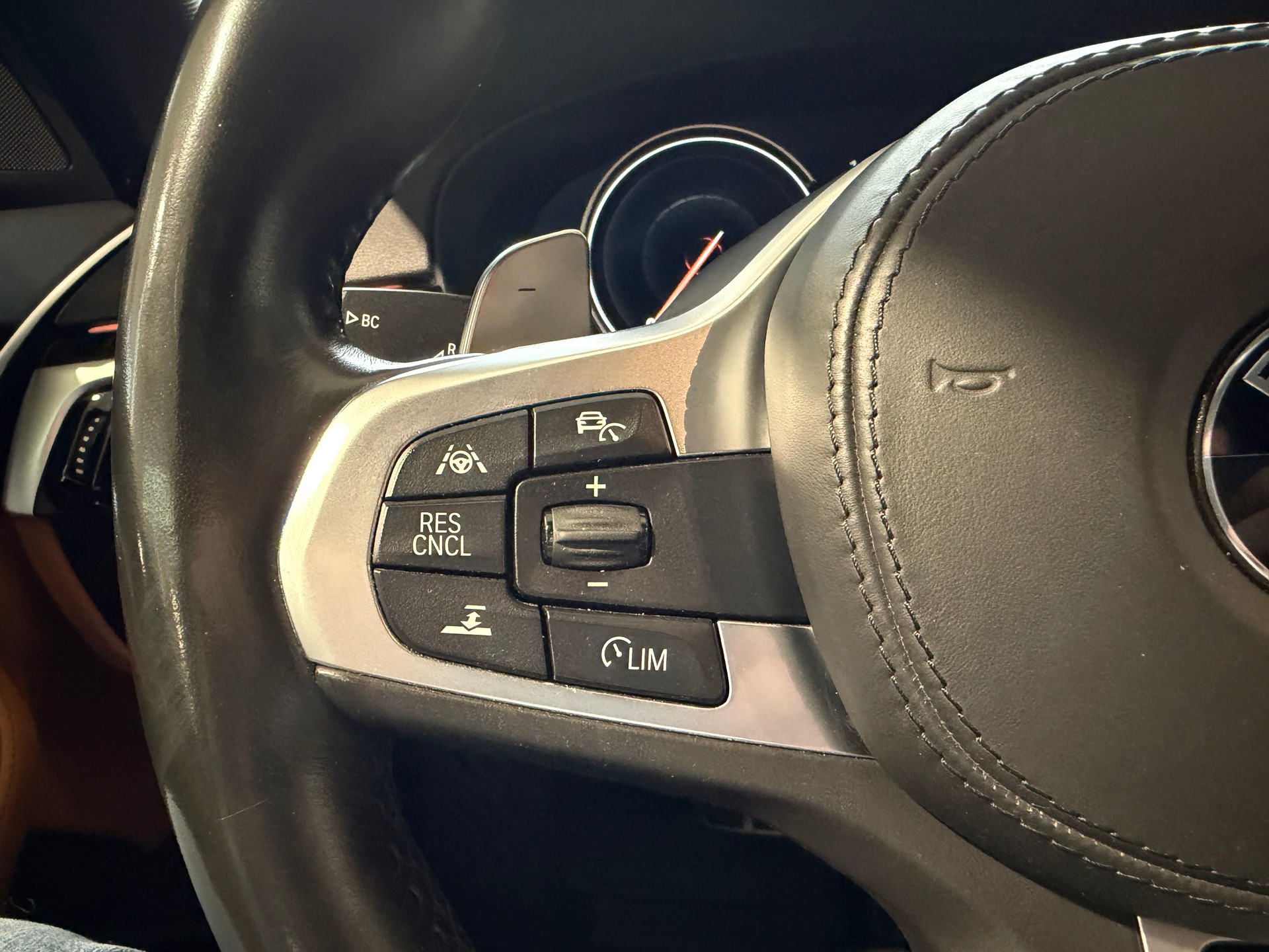 BMW 530i Touring Steptronic-image-17