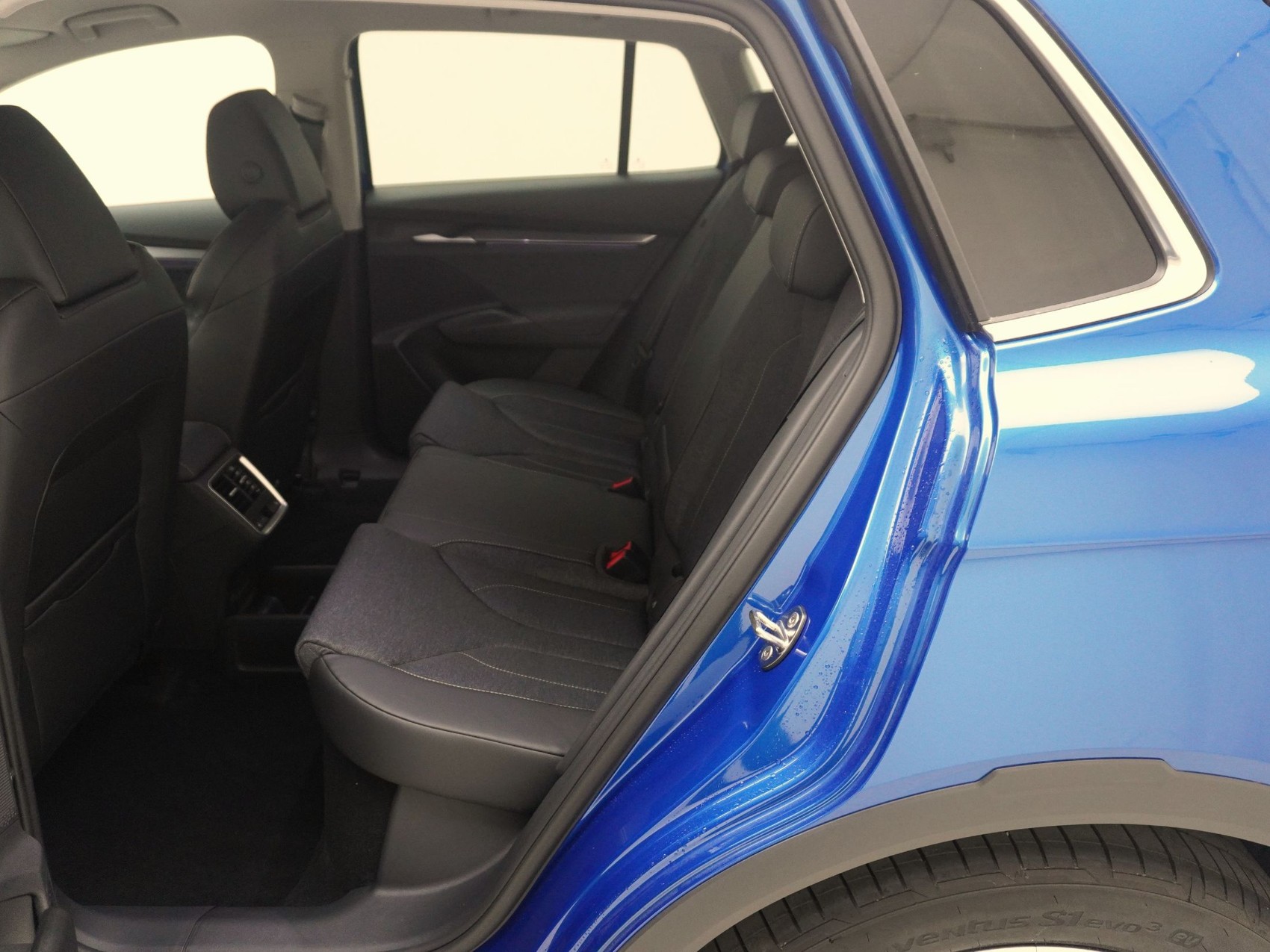 SKODA Elroq 85x Selection Loft-Plus 4x4-image-14