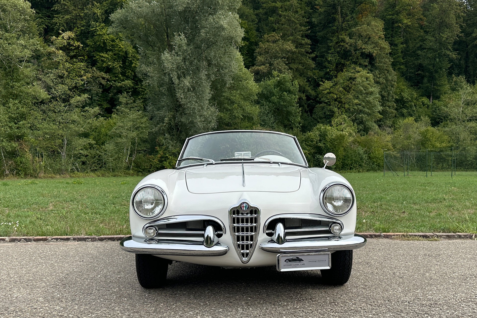 ALFA ROMEO Giulietta Spider-image-2