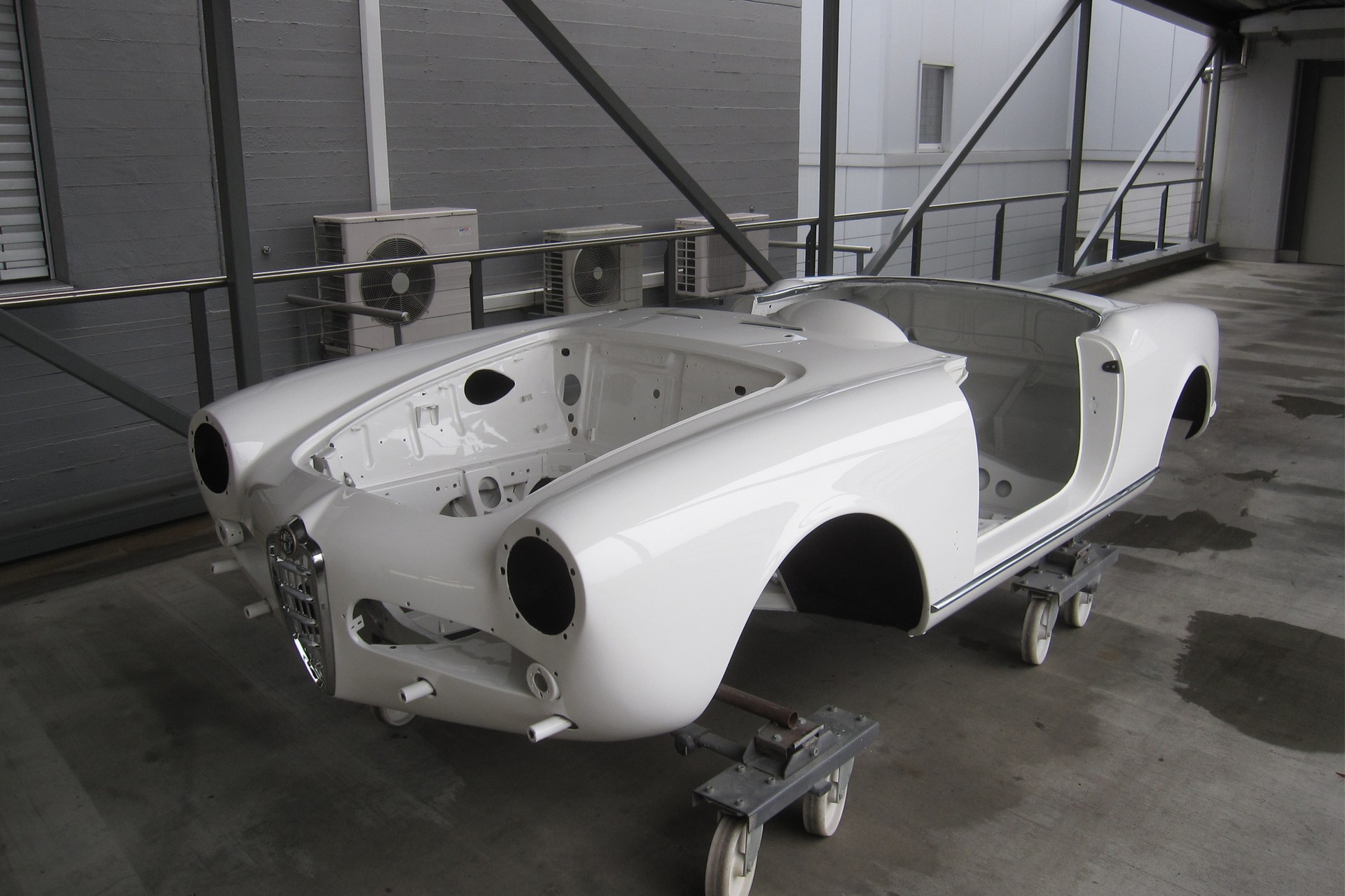 ALFA ROMEO Giulietta Spider-image-13