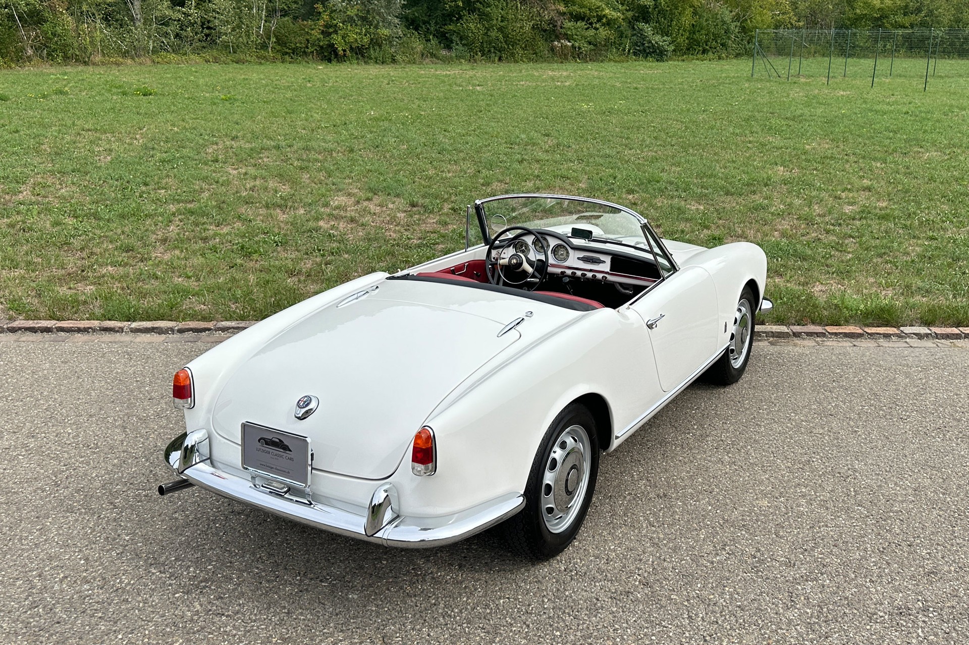 ALFA ROMEO Giulietta Spider-image-8