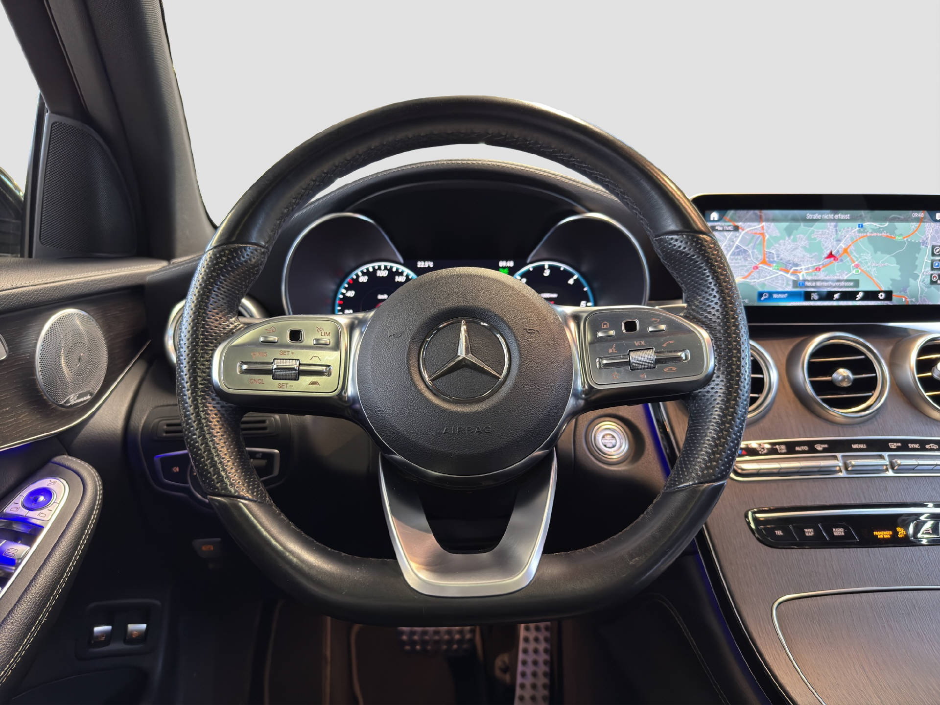 MERCEDES-BENZ GLC 220 d AMG Line 4MATIC-image-8