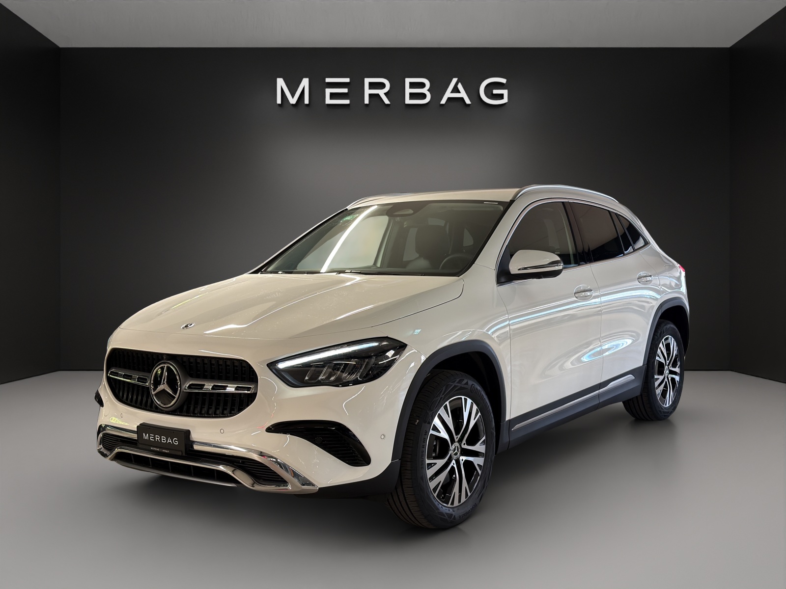 MERCEDES-BENZ GLA 250 e with EQ Hybrid Technology EQ-Star