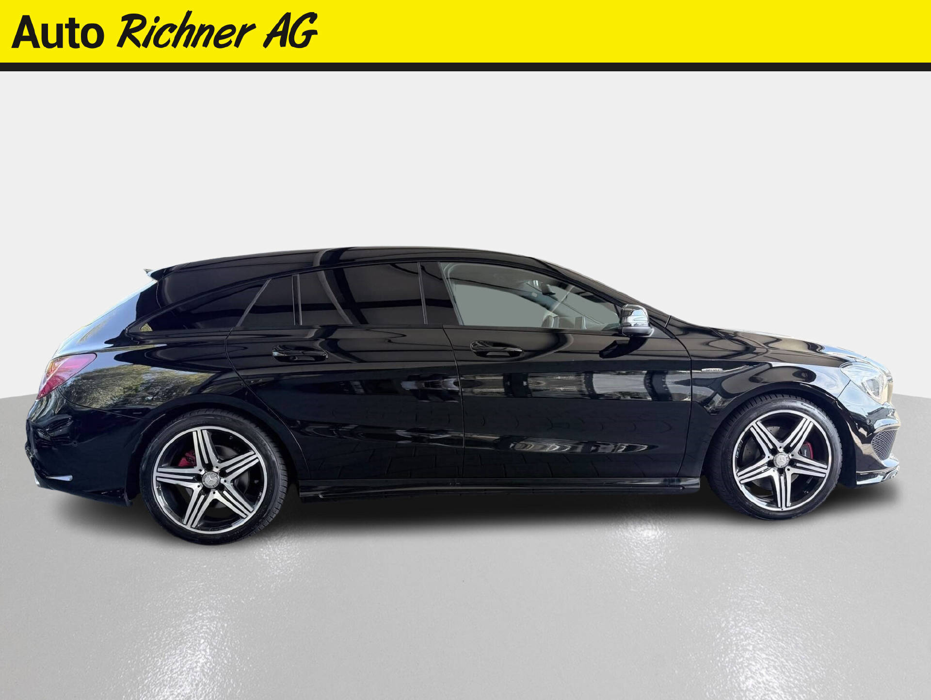 MERCEDES-BENZ CLA 250 Sport 4m Shooting Brake-image-2