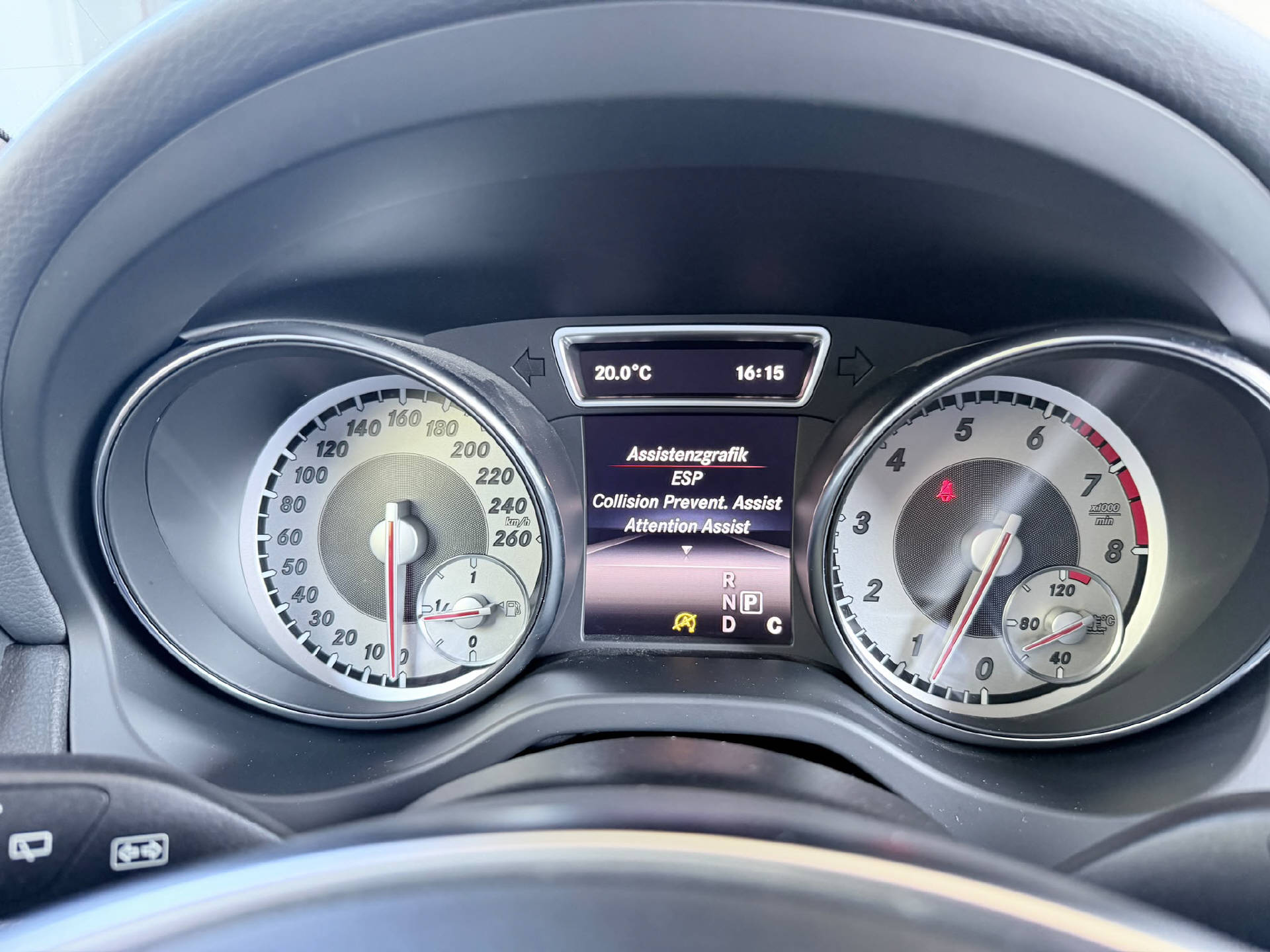MERCEDES-BENZ CLA 250 Sport 4m Shooting Brake-image-8