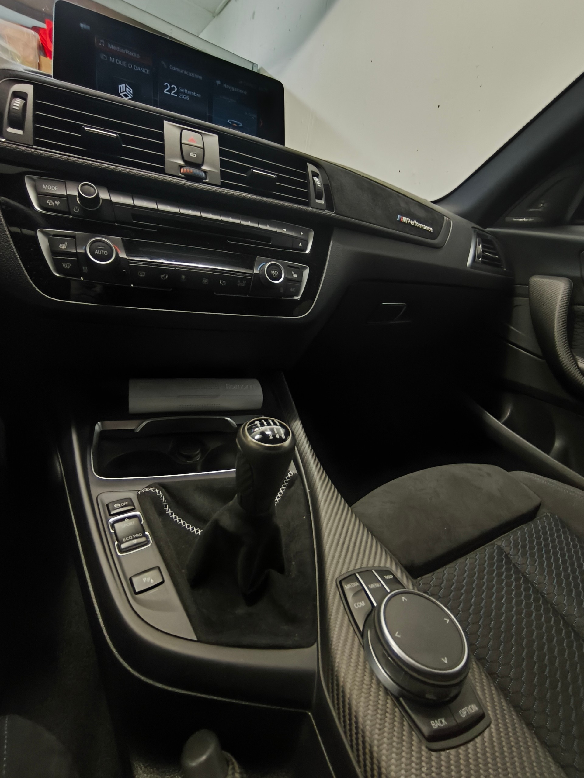 BMW M140i Handschalter / Manuale RWD / Trazione Posteriore Pack Performance-image-6