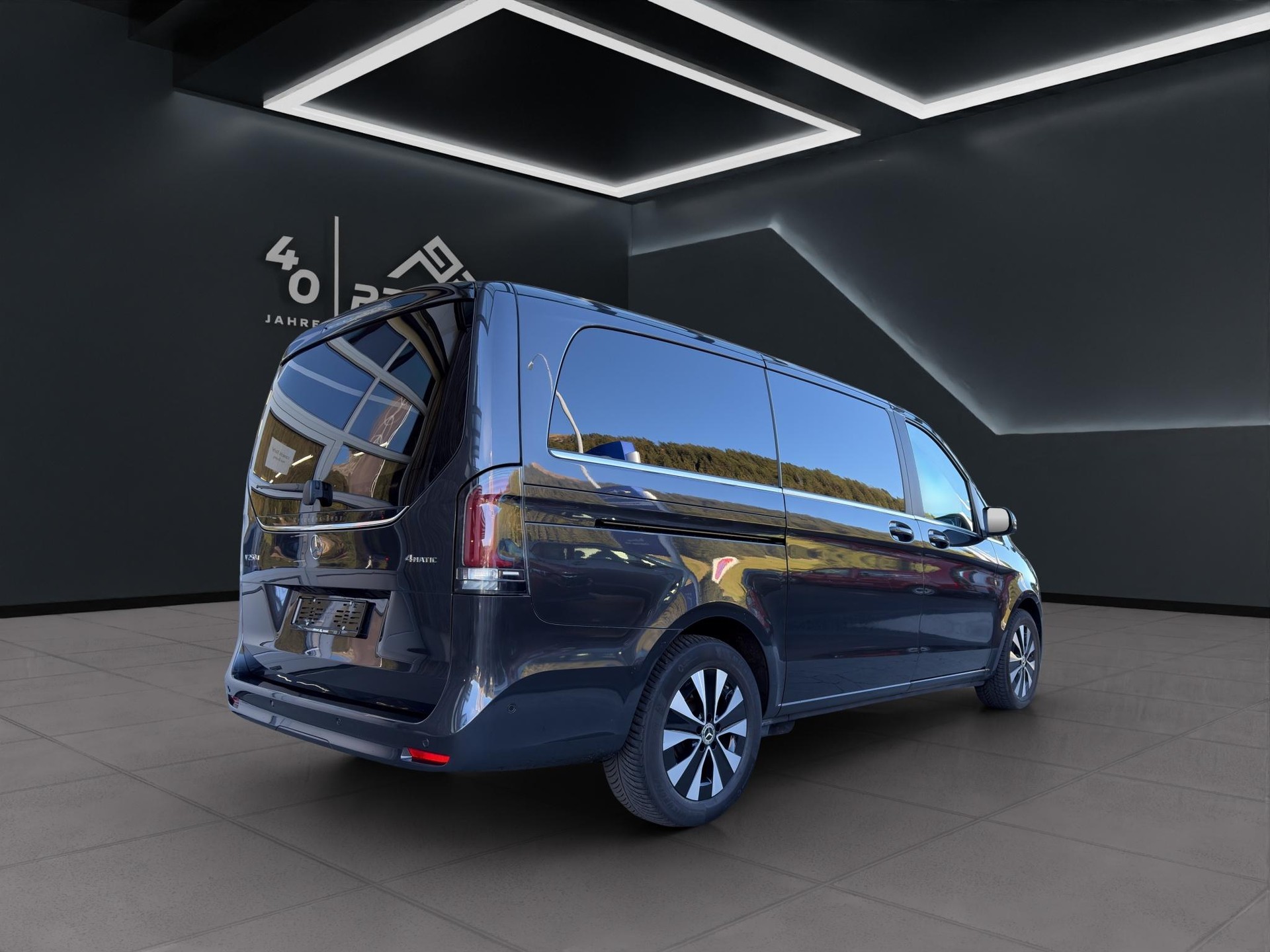 MERCEDES-BENZ V-Klasse V447 Van V 250 d Avantgarde lang-image-3