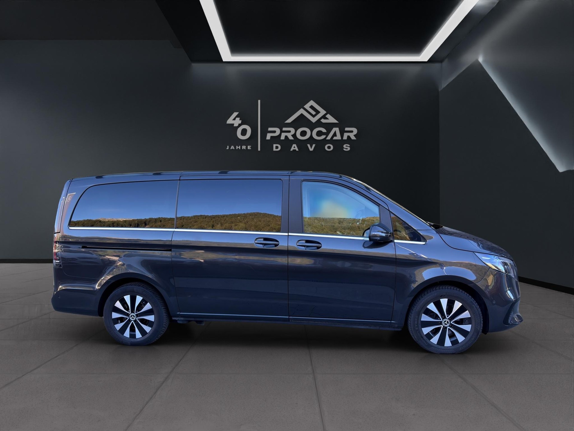 MERCEDES-BENZ V-Klasse V447 Van V 250 d Avantgarde lang-image-1