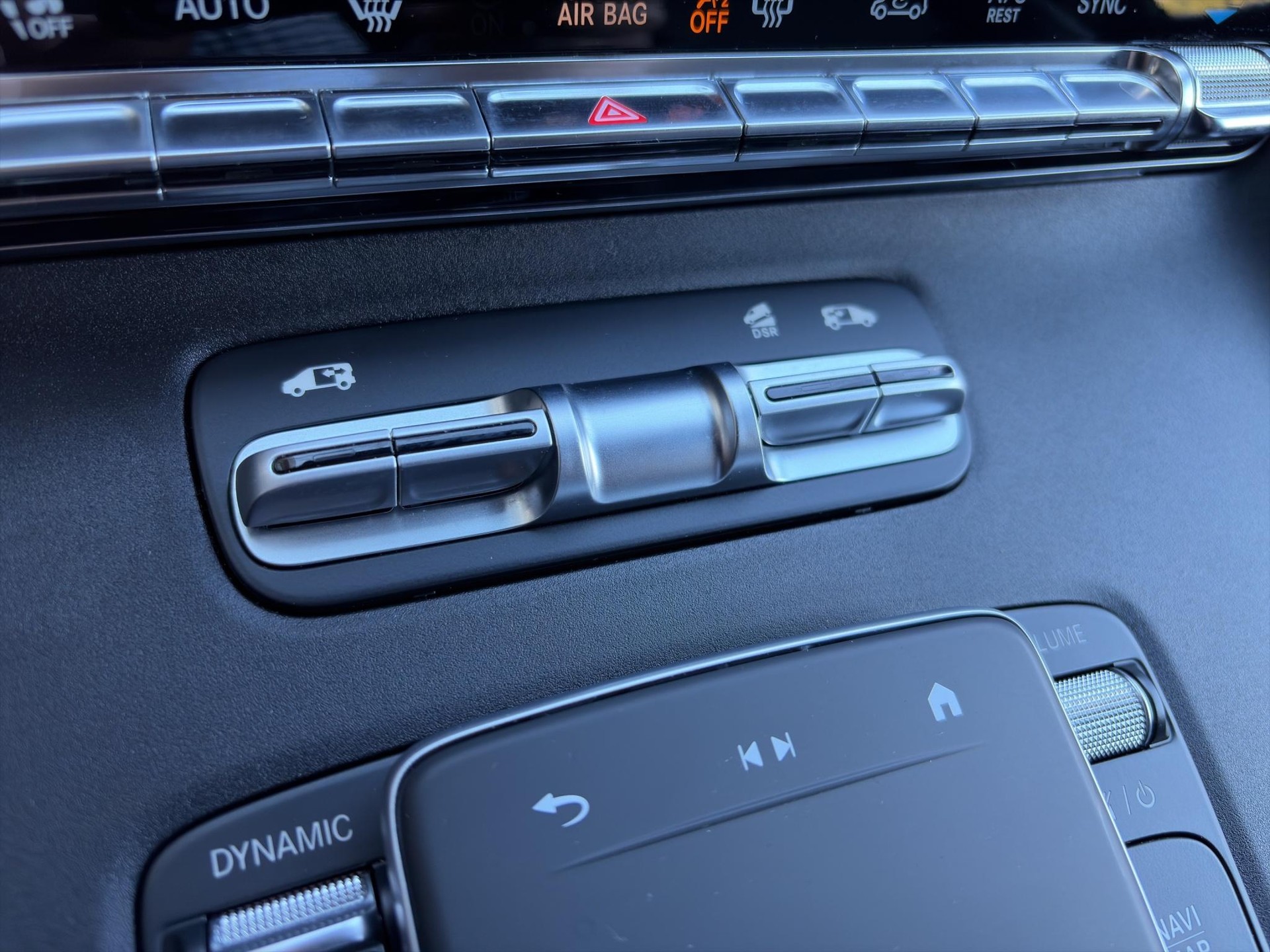 MERCEDES-BENZ V-Klasse V447 Van V 250 d Avantgarde lang-image-11