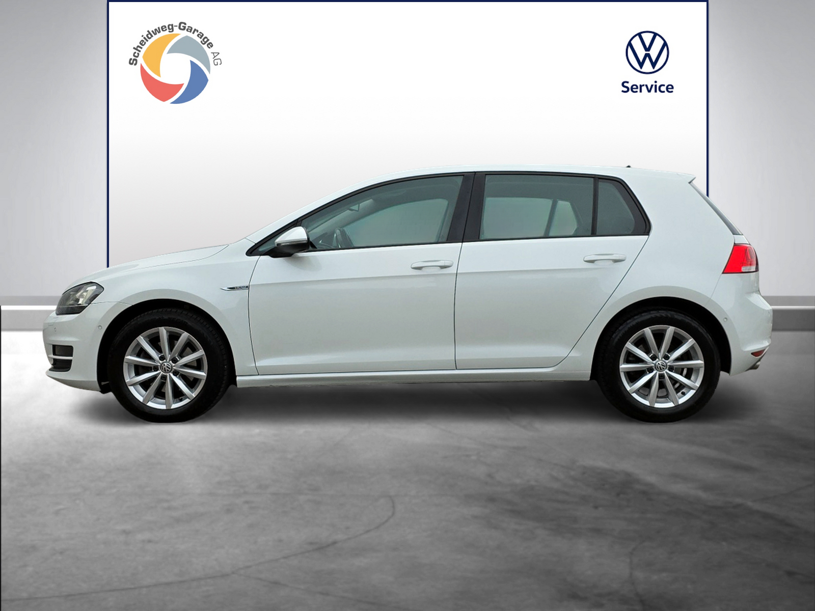 VW Golf 2.0 TDI Lounge 4Motion-image-2