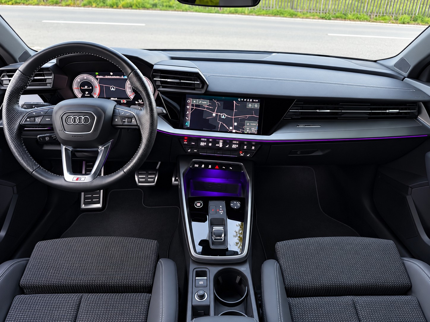 AUDI A3 Sportback 35 TDI S line S-tronic-image-10