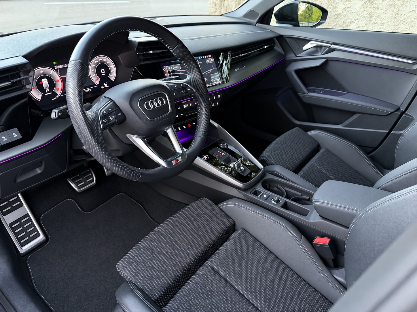 AUDI A3 Sportback 35 TDI S line S-tronic-image-7