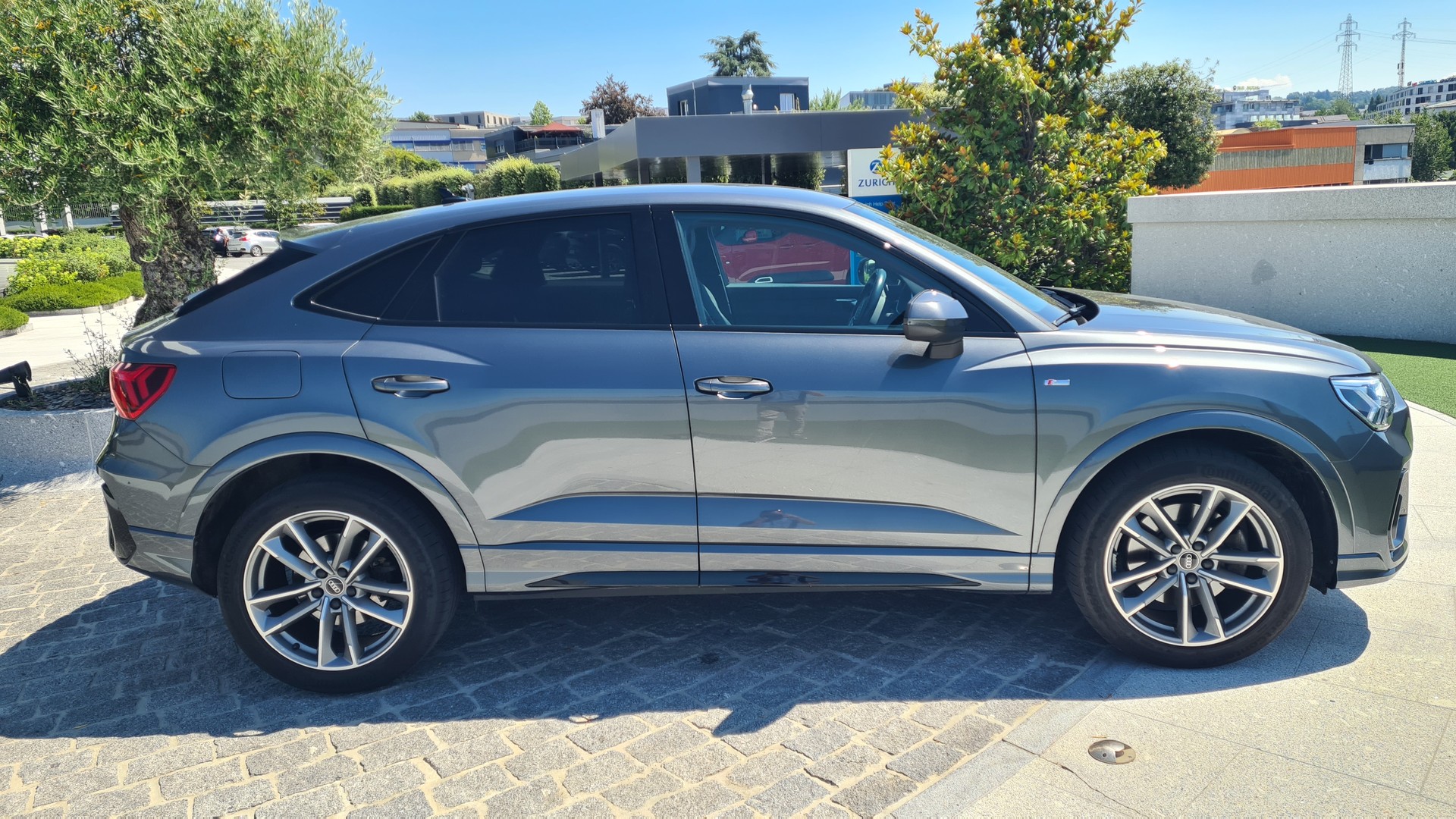 AUDI 2.0 40 TDI S line quattro S-Tronic-image-1