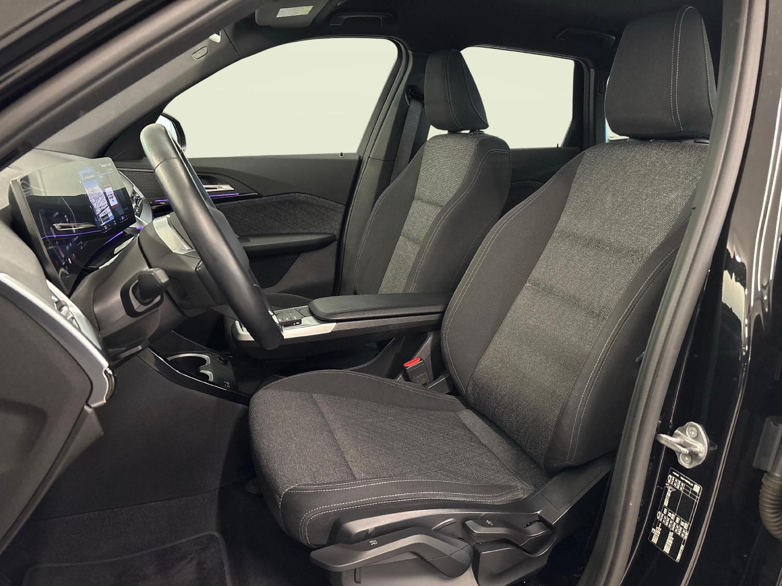 BMW X1 U11 18i sDrive-image-8