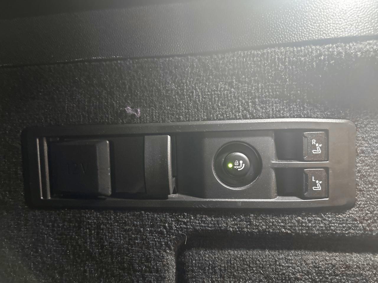 BMW iX xDrive40 SPORTPAKET AHK-image-27