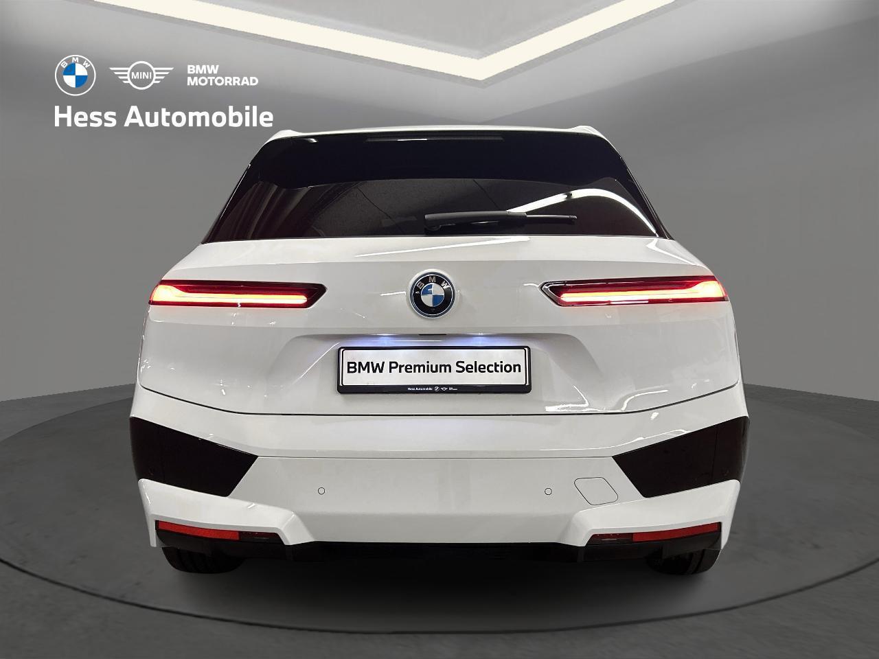 BMW iX xDrive40 SPORTPAKET AHK-image-9