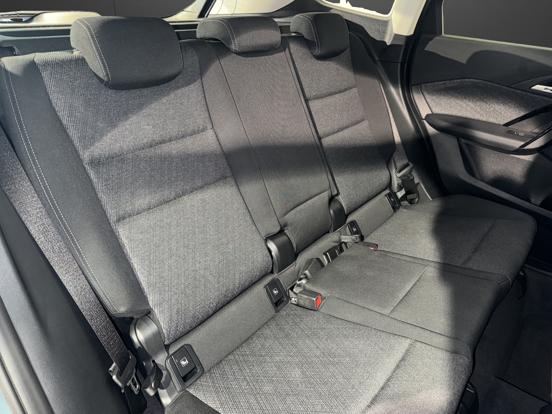 BMW X1 20d xDrive-image-16