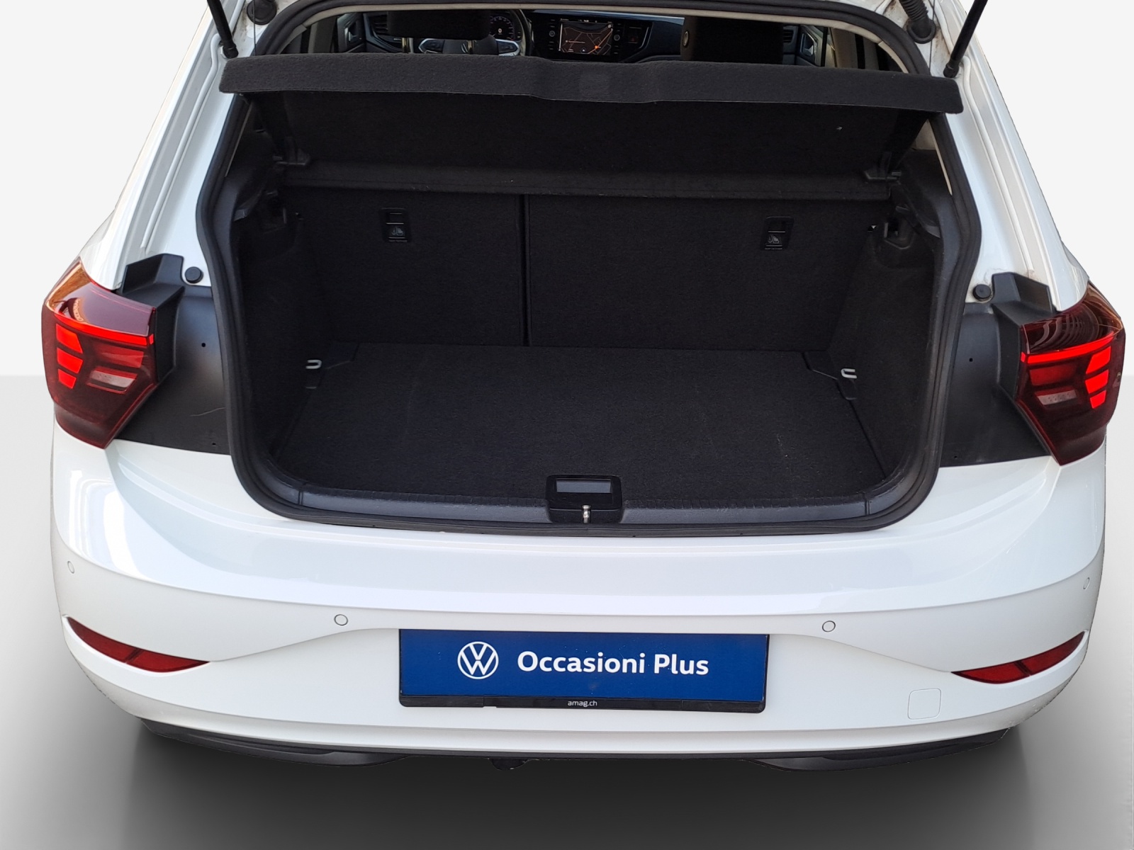 VW Polo 1.0 TSI Life-image-12