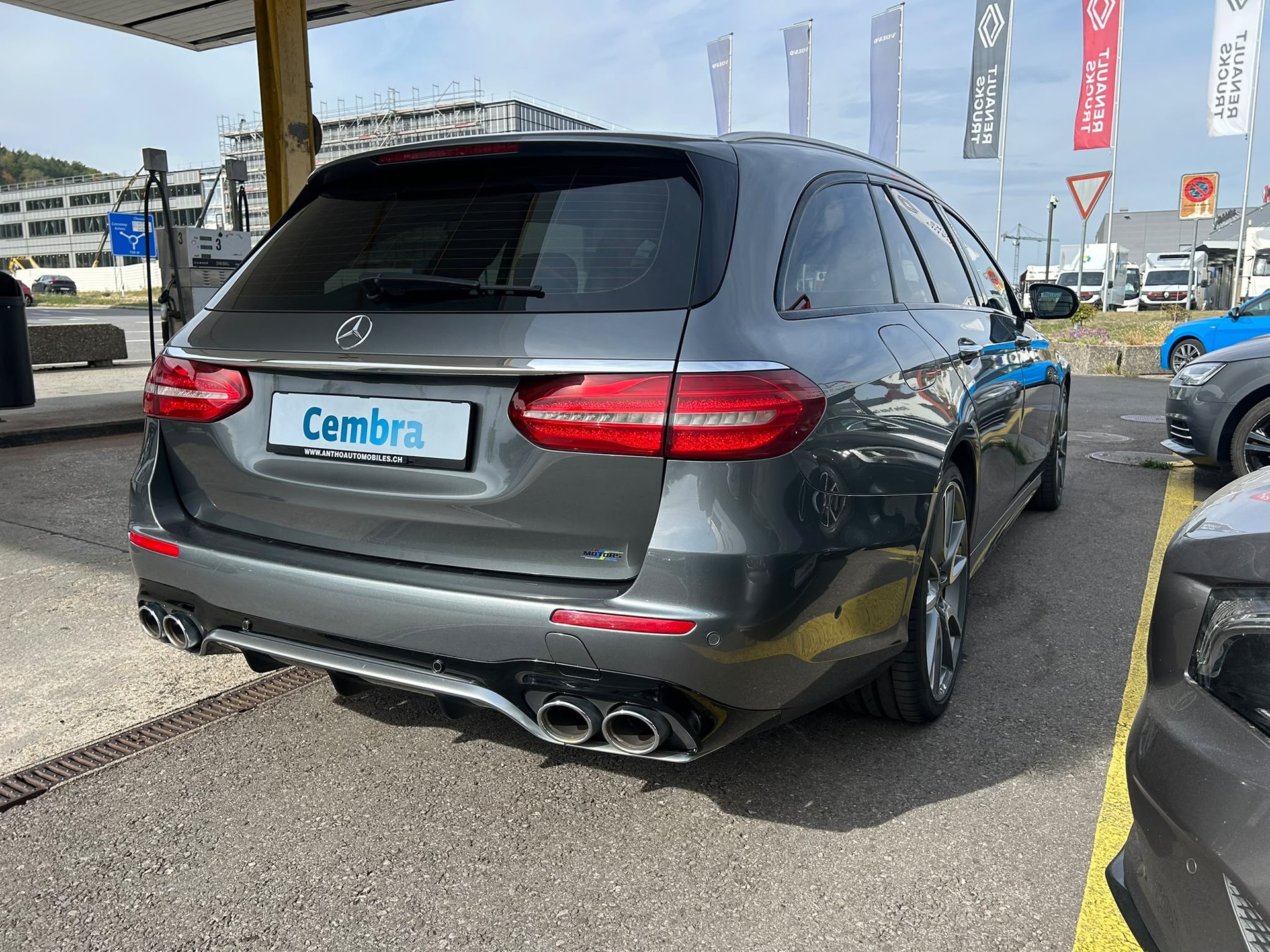 MERCEDES-BENZ E 53 AMG 4Matic 9G-Tronic-image-4