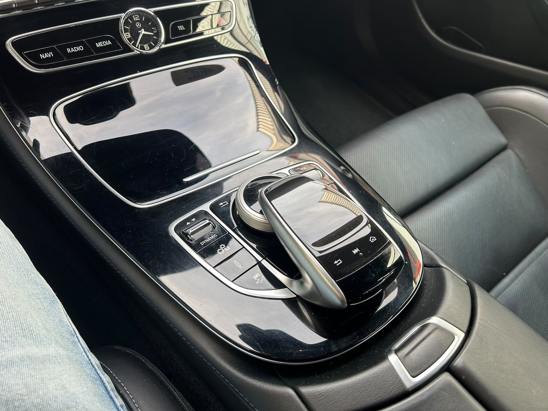 MERCEDES-BENZ E 53 AMG 4Matic 9G-Tronic-image-12