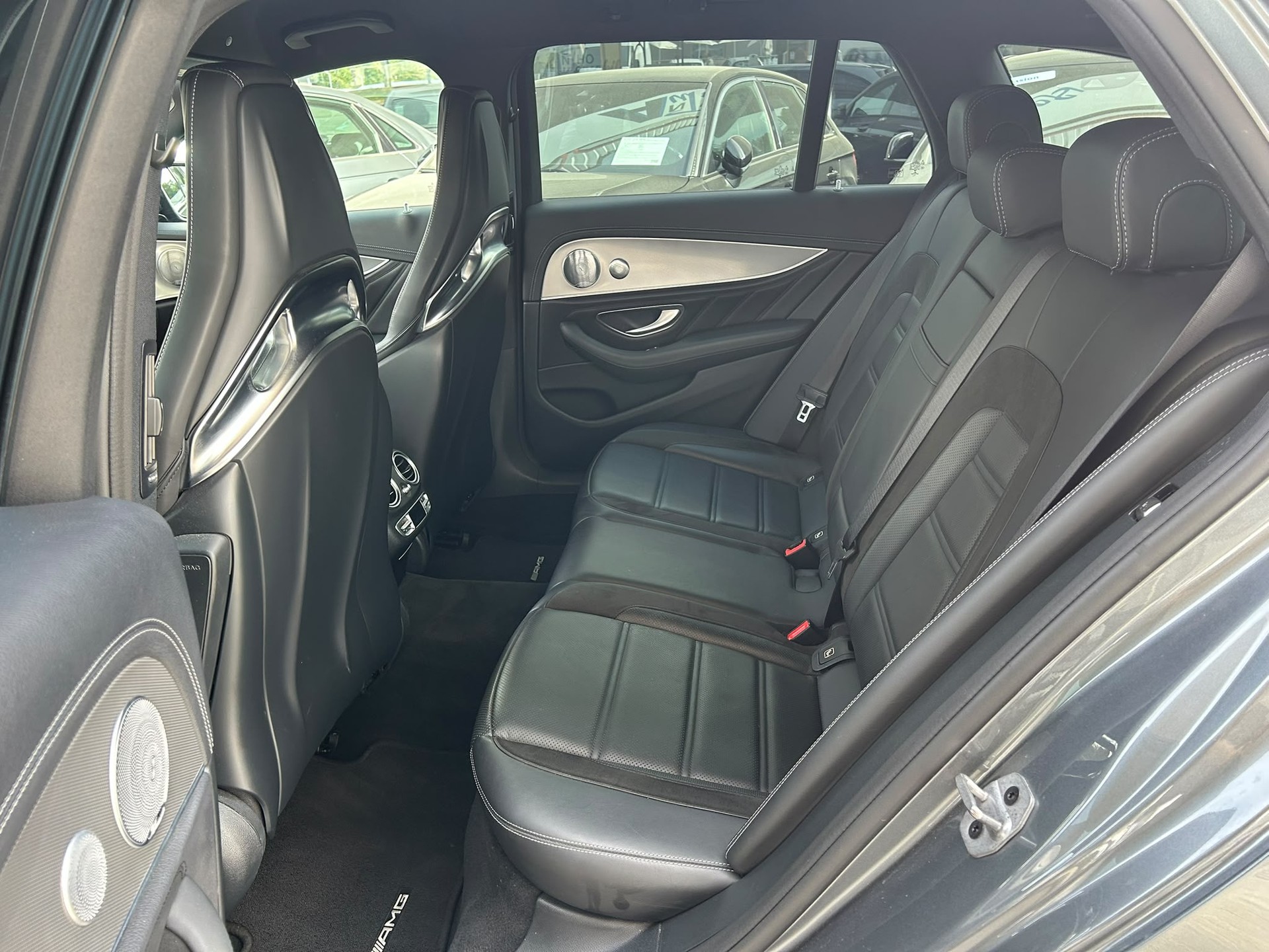 MERCEDES-BENZ E 53 AMG 4Matic 9G-Tronic-image-5