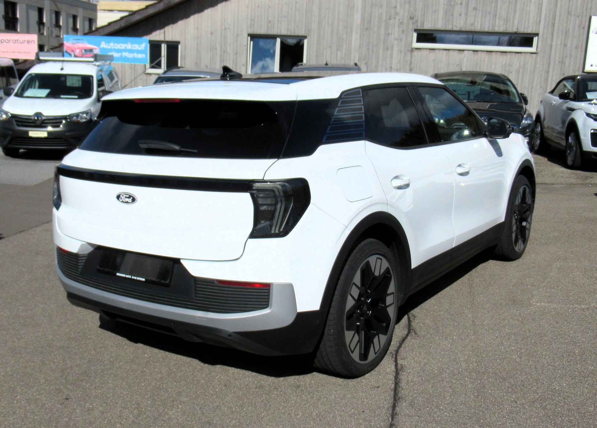 FORD Explorer Elektro 79kWh Dual Extended Range Premium AWD-image-2