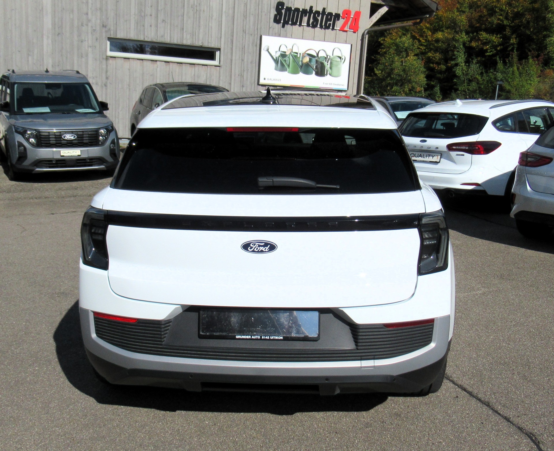 FORD Explorer Elektro 79kWh Dual Extended Range Premium AWD-image-3