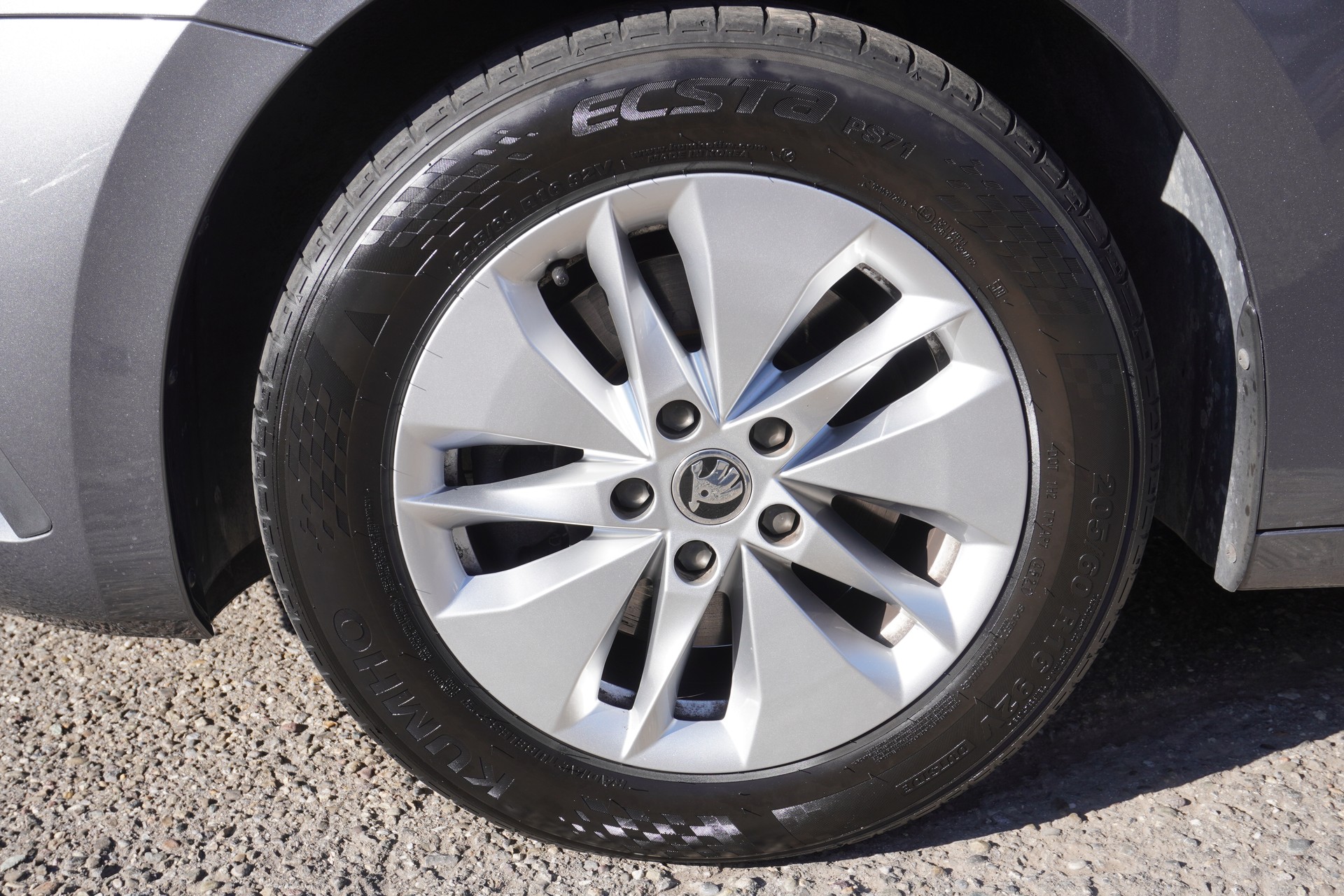 SKODA Octavia Combi 2.0 TDI DSG Ambition 4x4-image-8