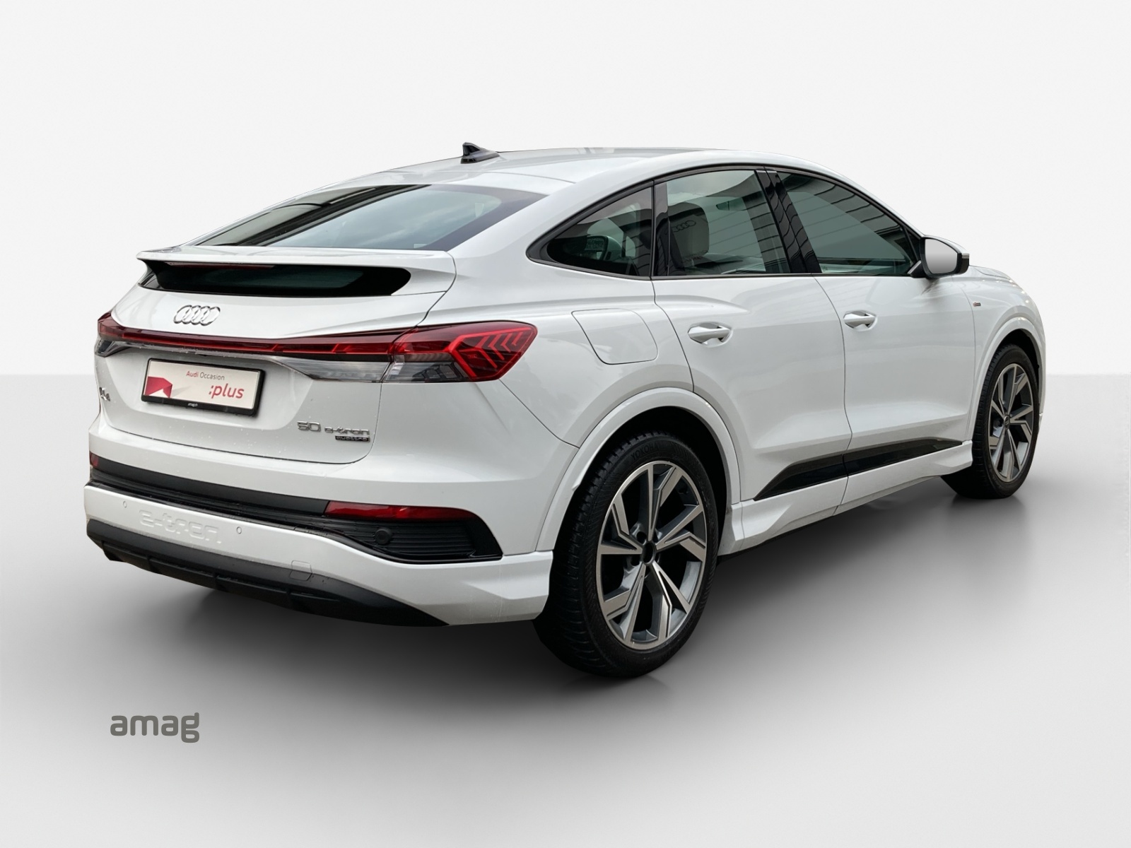 AUDI Q4 Sportback e-tron 50 quattro-image-4