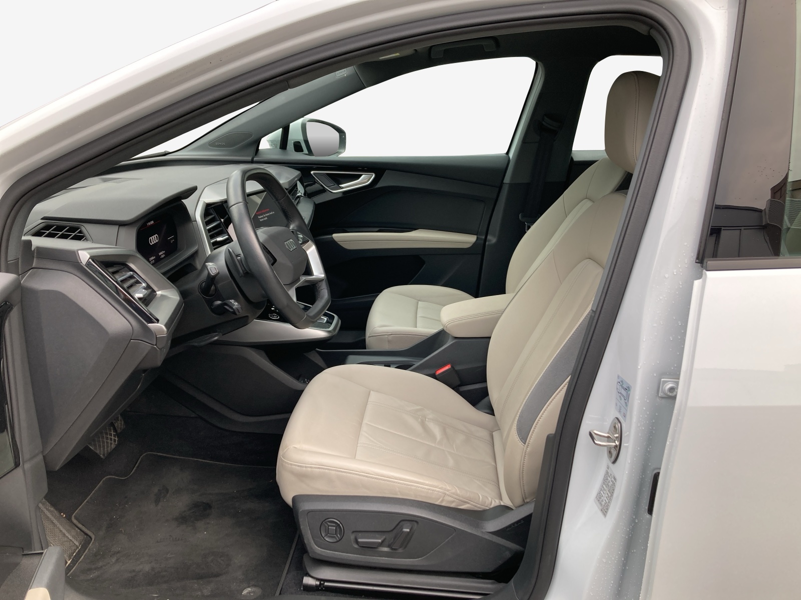 AUDI Q4 Sportback e-tron 50 quattro-image-7