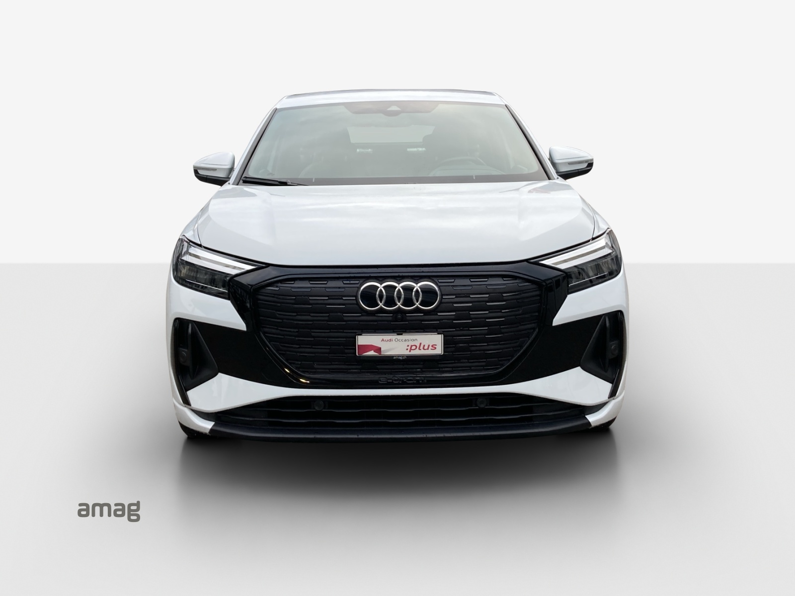 AUDI Q4 Sportback e-tron 50 quattro-image-6