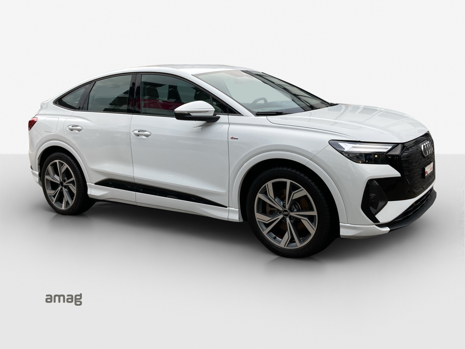 AUDI Q4 Sportback e-tron 50 quattro-image-5
