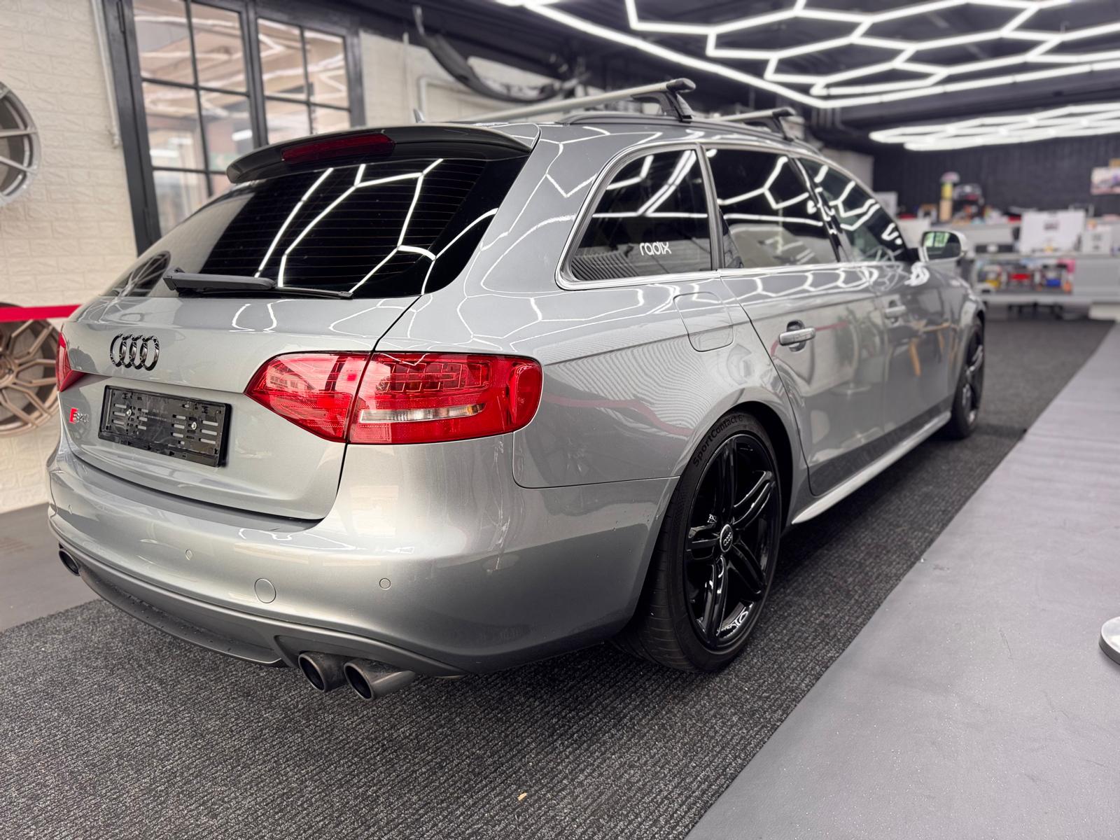 AUDI S4 Avant 3.0 TFSI quattro-image-3