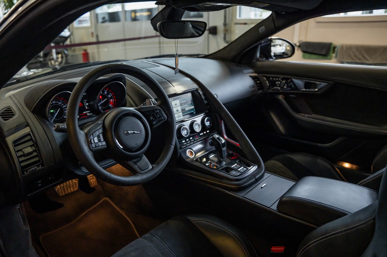 JAGUAR F-Type Coupé R 5.0 V8 S/C-image-14
