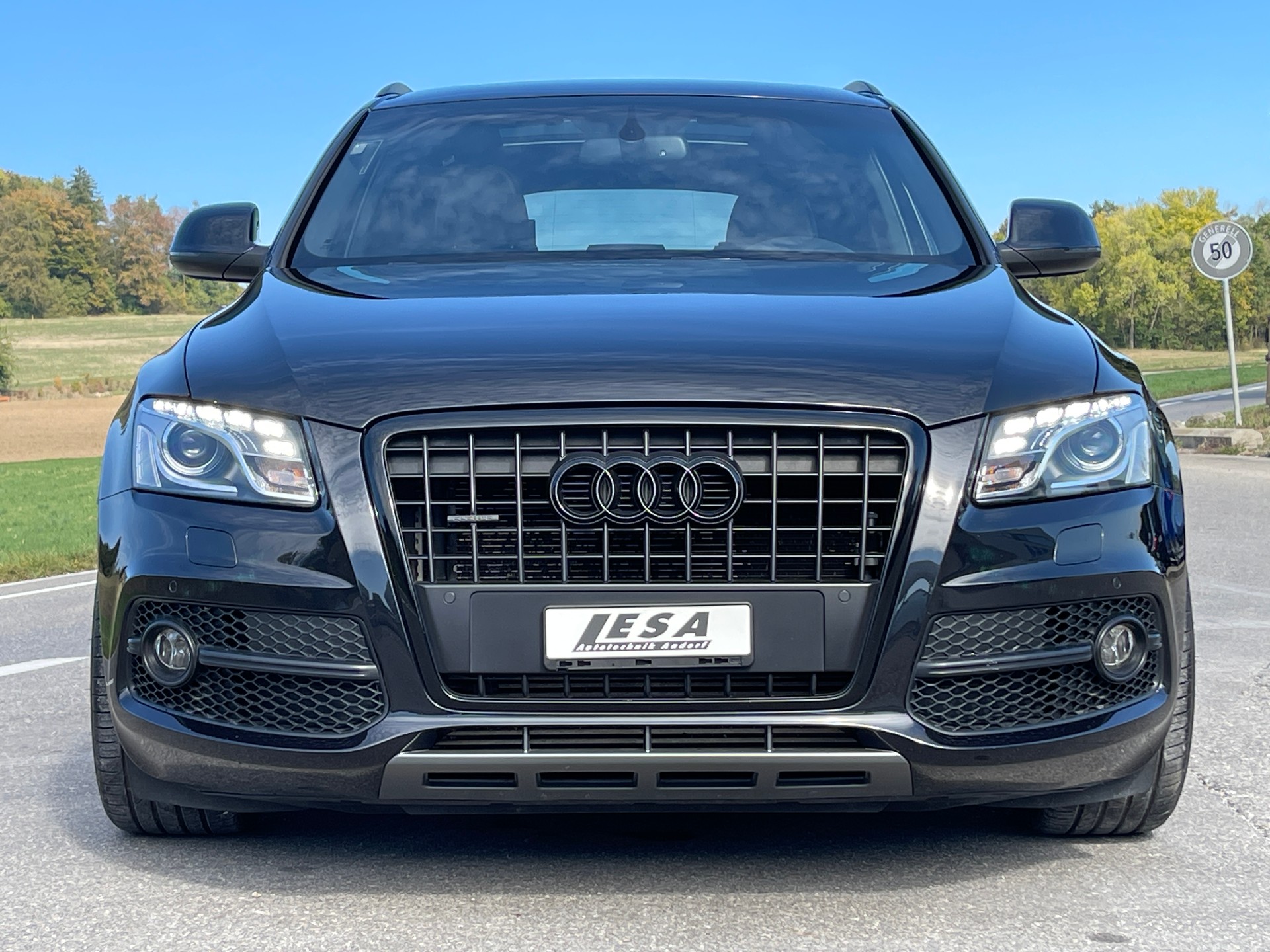 AUDI Q5 3.0 TDI quattro S-tronic-image-3