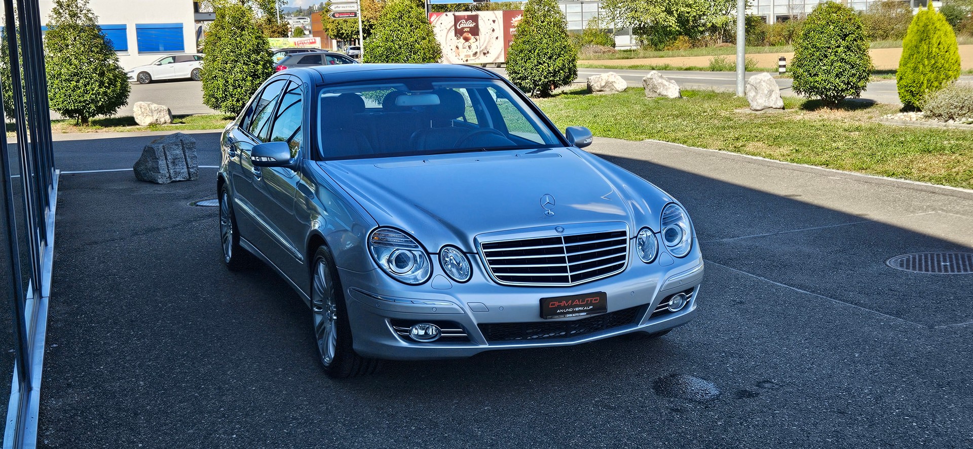 MERCEDES-BENZ E 500 Avantgarde 4Matic Automatic-image-3