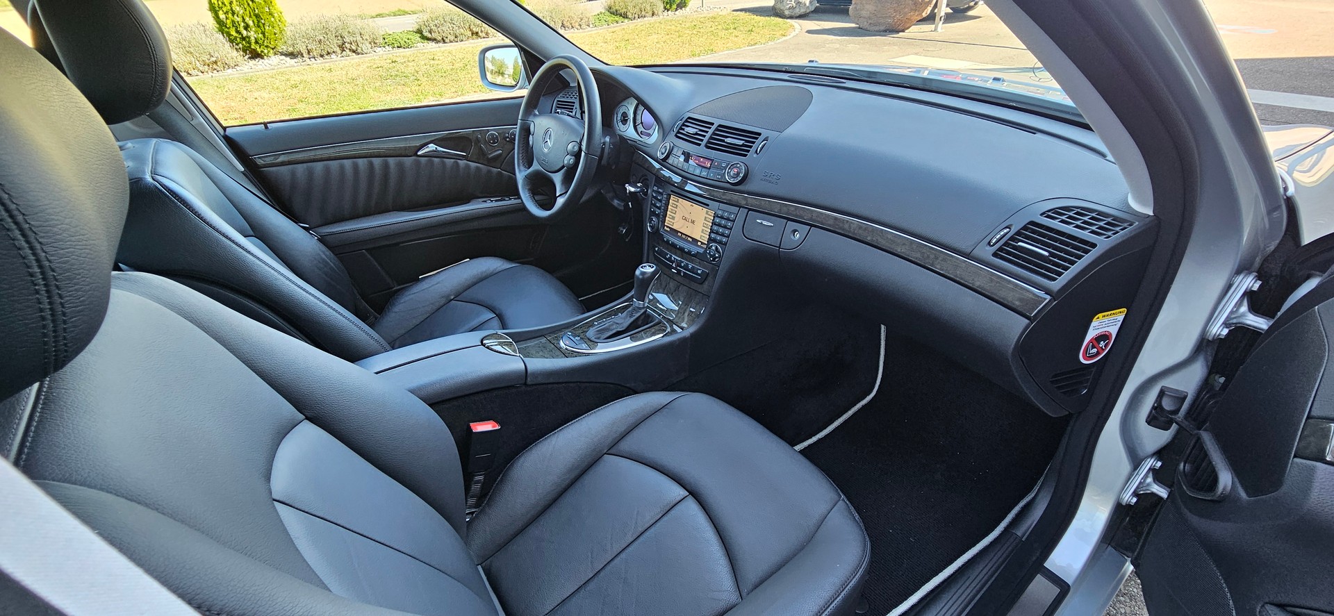 MERCEDES-BENZ E 500 Avantgarde 4Matic Automatic-image-11