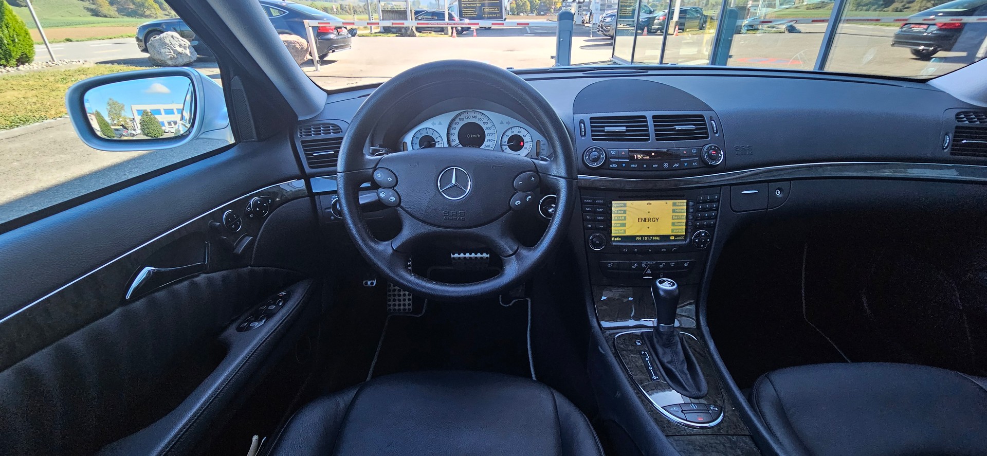 MERCEDES-BENZ E 500 Avantgarde 4Matic Automatic-image-10