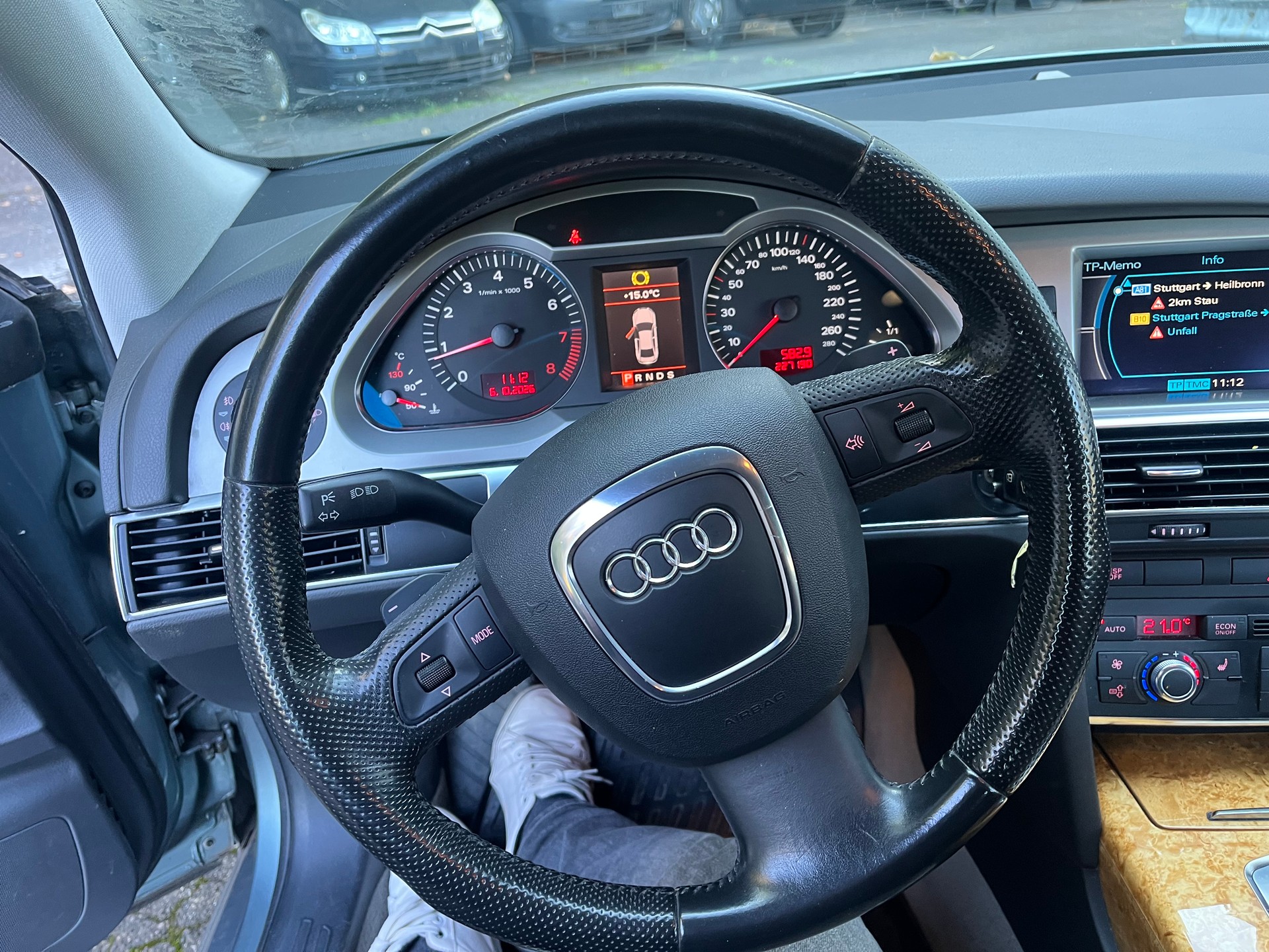 AUDI A6 allroad 3.2 FSI quattro-image-9