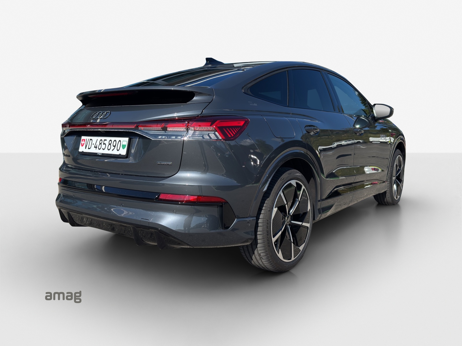 AUDI Q4 Sportback e-tron quattro performance Swiss Ski-image-7