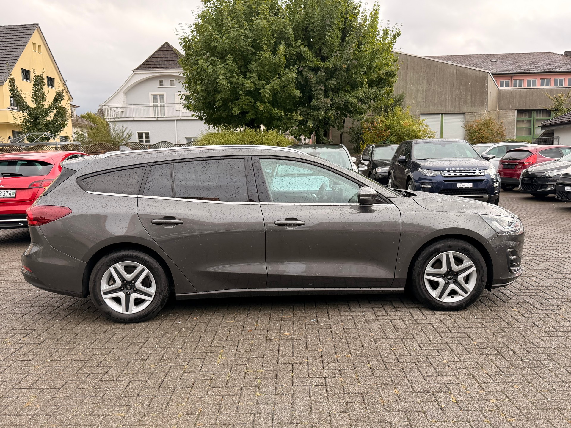FORD Focus 1.0 MHEV Titanium Style Automat-showroom-element-3