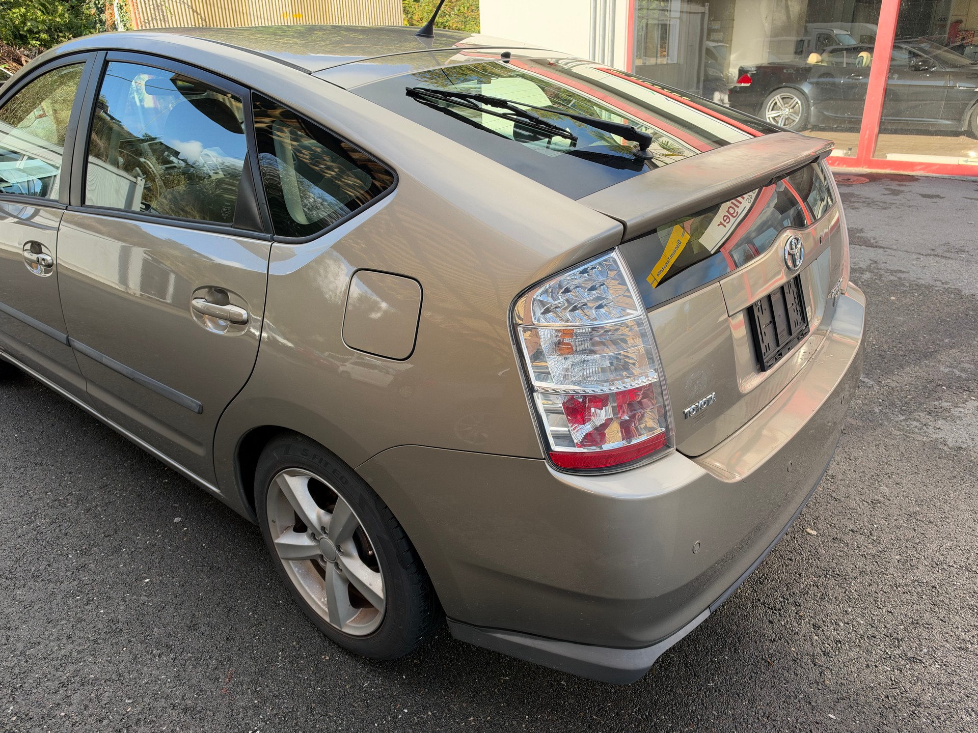 TOYOTA Prius 1.5 16V Hybrid-image-5