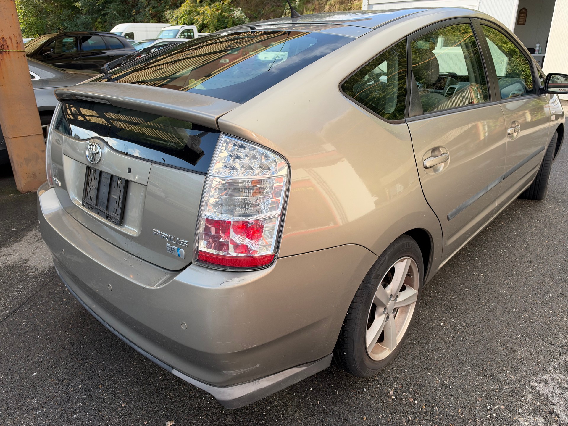 TOYOTA Prius 1.5 16V Hybrid-image-6